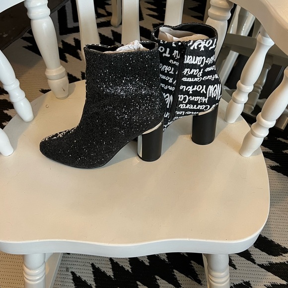 Brand New Heels - Picture 5 of 6